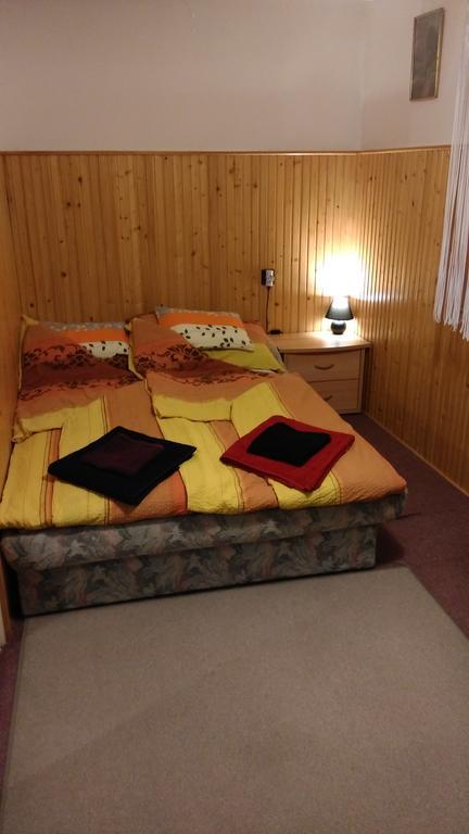 Napsugár Vendégházikó Orosháza Extérieur photo
